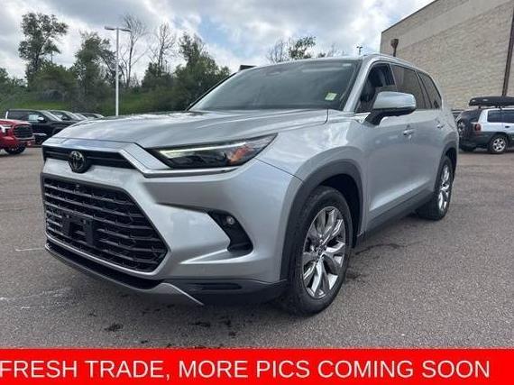 TOYOTA GRAND HIGHLANDER 2024 5TDAAAB56RS010686 image